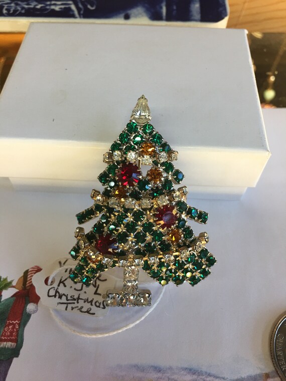 Stunning KJL rhinestone Christmas tree pin with ga