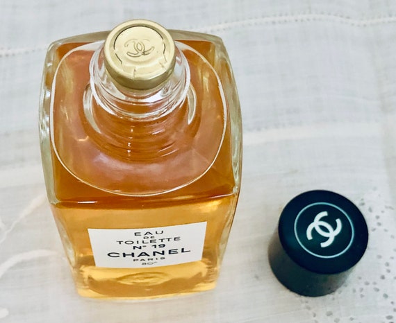 Chanel, No. 19, 118 Ml. or 4oz. Flacon, Eau De Toilette Chanel, No. 19, 118 Ml. or 4oz. Flacon, Eau De Toilette