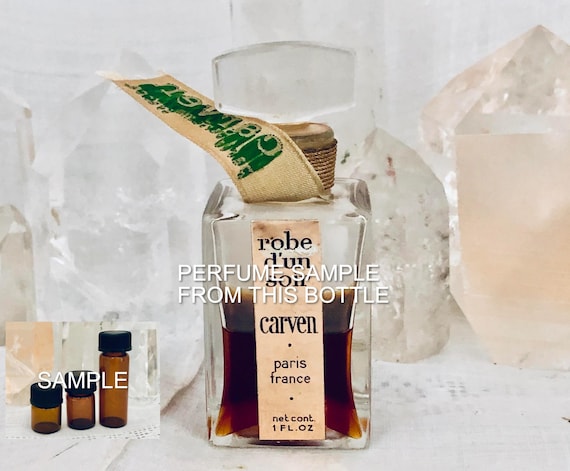 SAMPLE .. Carven, Robe d'un Soir, 'Evening Dress', DECANTED SAMPLE from Flacon, Parfum Extrait, 1947, Paris, France ..
