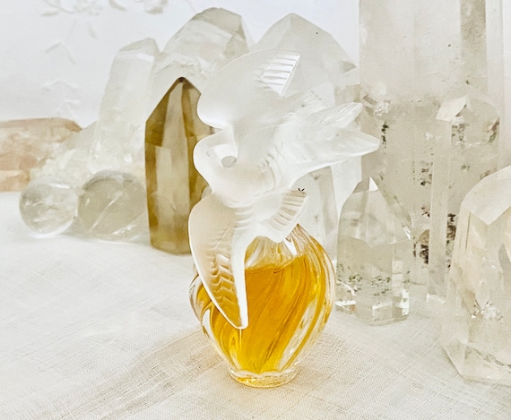 Nina Ricci, L'Air du Temps, 'The Spirit of the Times', 7.5 ml. or 0.25 oz. Flacon, Parfum Extrait, Lalique, 1948, 1970, Paris, France ..