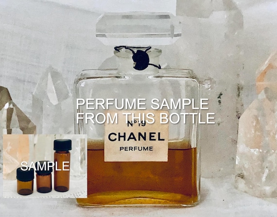 SAMPLE .. Chanel, No. 19, DECANTED SAMPLE From Flacon, Parfum