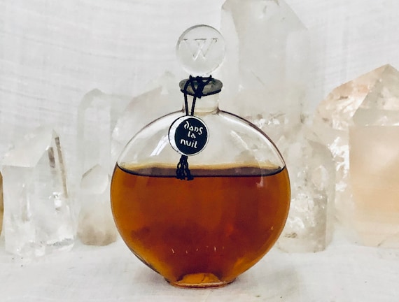 Buy Worth Dans La Nuit during the Night 40 Ml. or 1.35 Oz