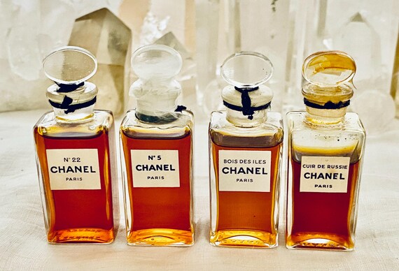 Chanel, Coffret Set, Cuir De Russie, No. 22, Bois Des Iles, No. 5