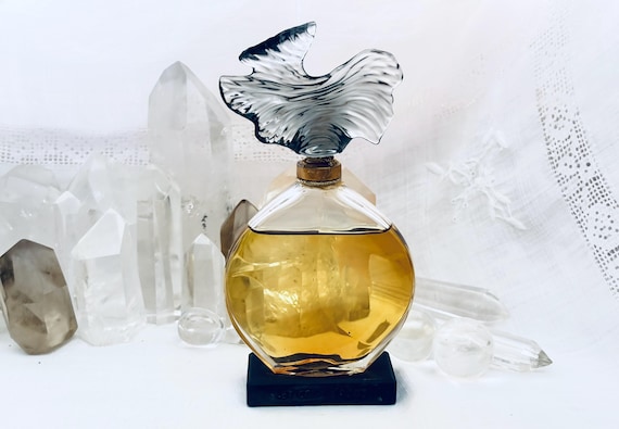 Guerlain, Parure, 'Ensemble', 30 ml. or 1 oz. Flacon, Parfum Extrait, 1979, Paris, France ..