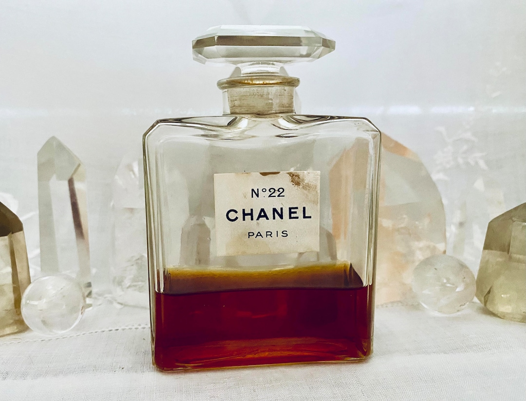 SAMPLE .. Chanel No. 22 DECANTED SAMPLE From Flacon Parfum 