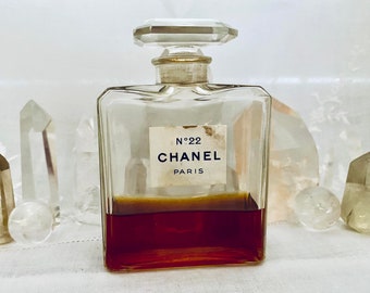 SAMPLE .. Chanel, No. 22, 1/2 Ml. DECANTED SAMPLE From Flacon