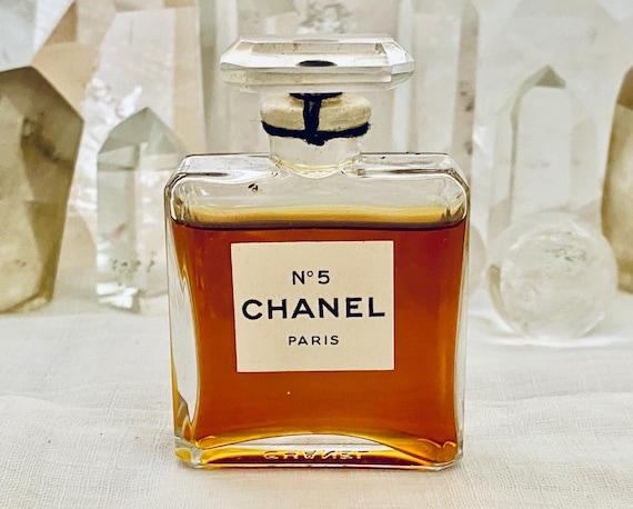 Chanel No. 5, 15 ml. or 0.5 oz. Flacon, Parfum Extrait, 1921, 1924 - 1950, Paris, France ..