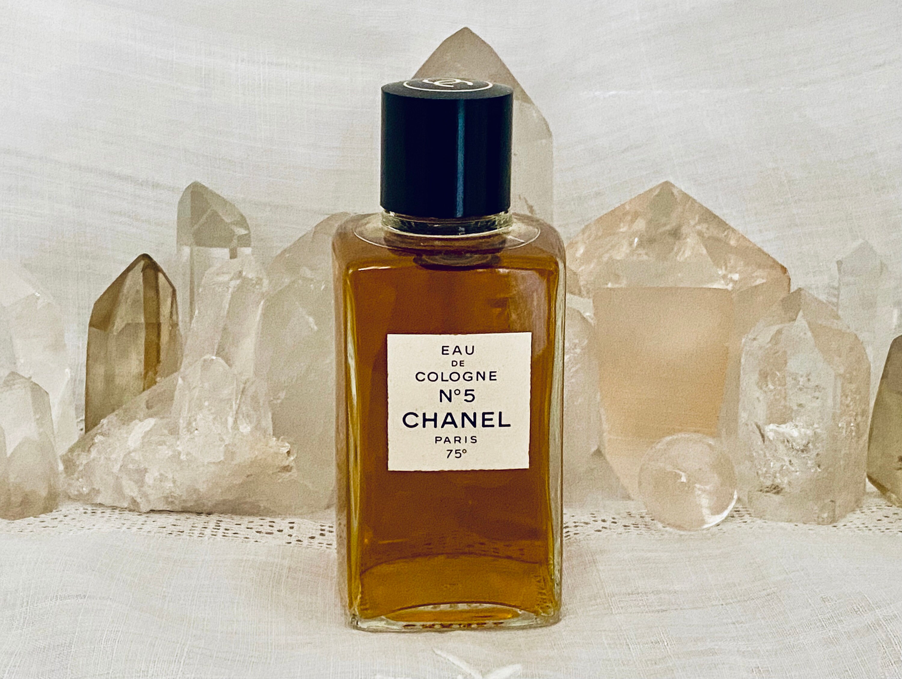 Flacon De Chanel No 5 