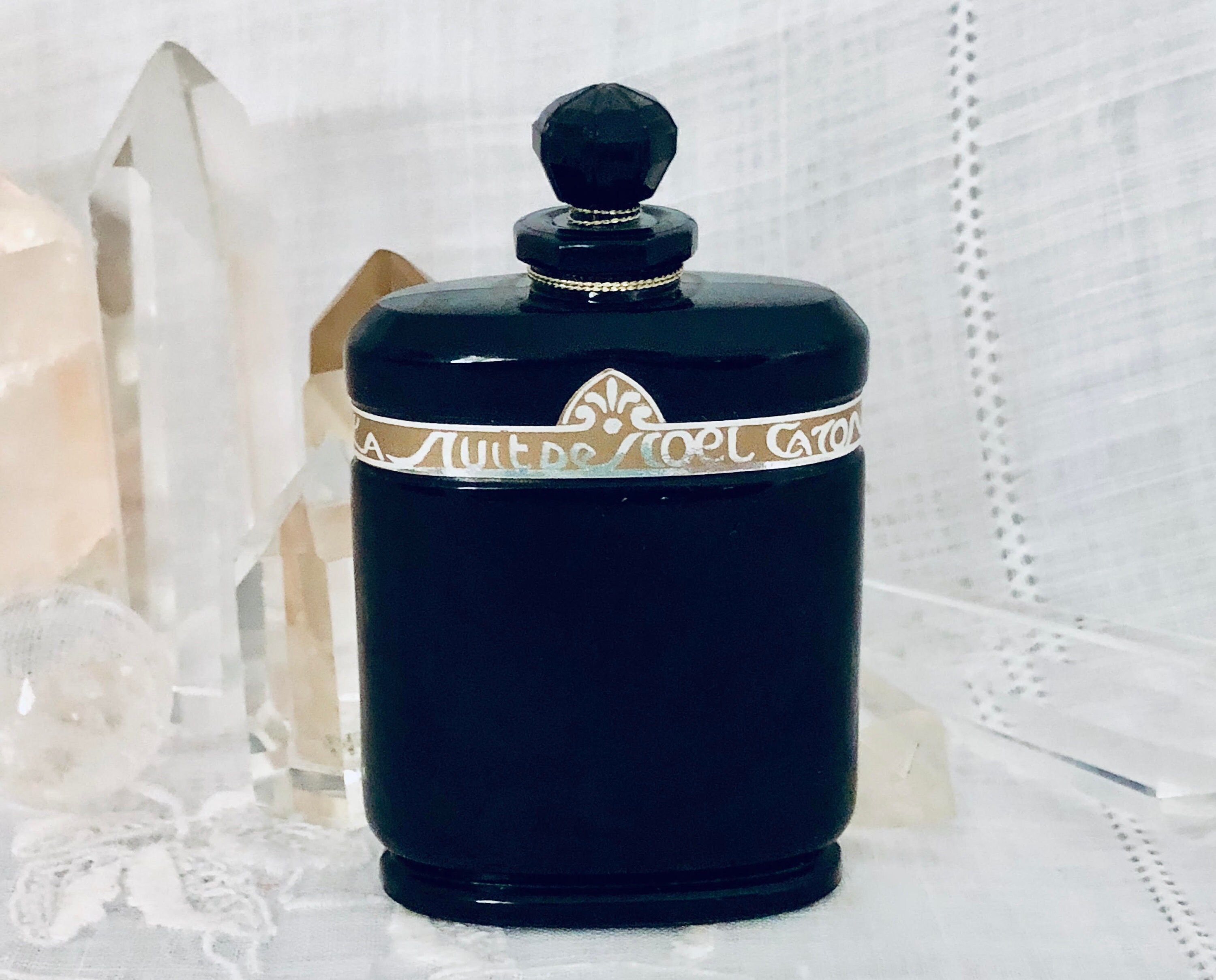 キャロン.ニュイ·ド·ノエル/クリスマスの夜/フランス製.バカラ瓶 香水15ml 希少 新品 香水 キャロン ニュイ・ド・ノエル クリスマスの夜