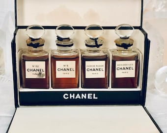 Collectible CHANEL Fragrance Wardrobe Set of 5 Mini Parfums With