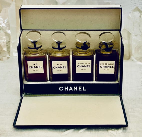 Chanel, Coffret Set, Cuir de Russie, No. 22, Bois des Iles, No. 5, 4 x 7.5 ml. or 0.25 oz. Flacons, Parfum Extrait, 1924, Paris, France ..