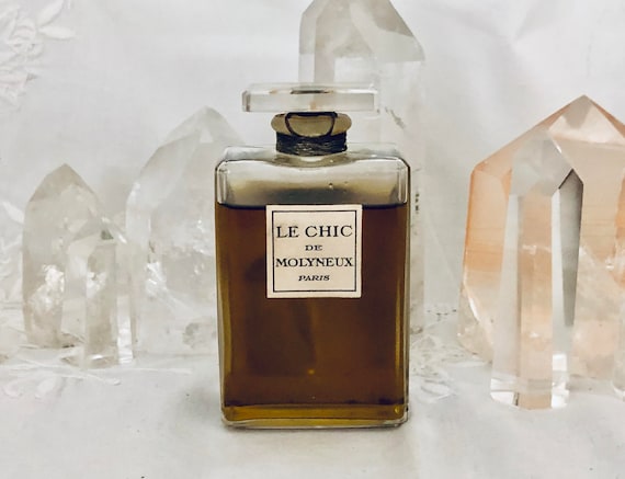 Molyneux, Le Chic, 'Chic', 50 ml. or 1.69 oz. Flacon, Parfum Extrait, 1927, Paris, France ..
