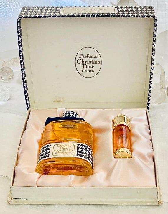 Christian Dior, Diorissimo, Lily of the Valley, Coffret Set, 60 ml. or 2 oz. Flacon, EDC, 3.7 ml. and 0.13 Parfum Extrait, 1967, 1965, Paris