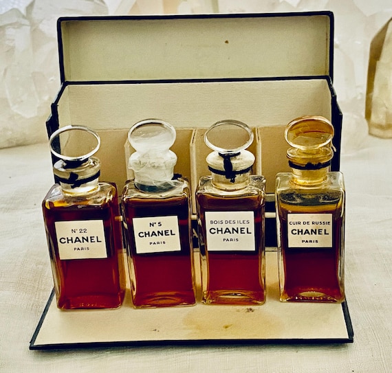 Chanel, Coffret Set, Cuir de Russie, No. 22, Bois des Iles, No. 5, 4 x 7.5 ml. or 0.25 oz. Flacons, Parfum Extrait, 1924, Paris, France ..