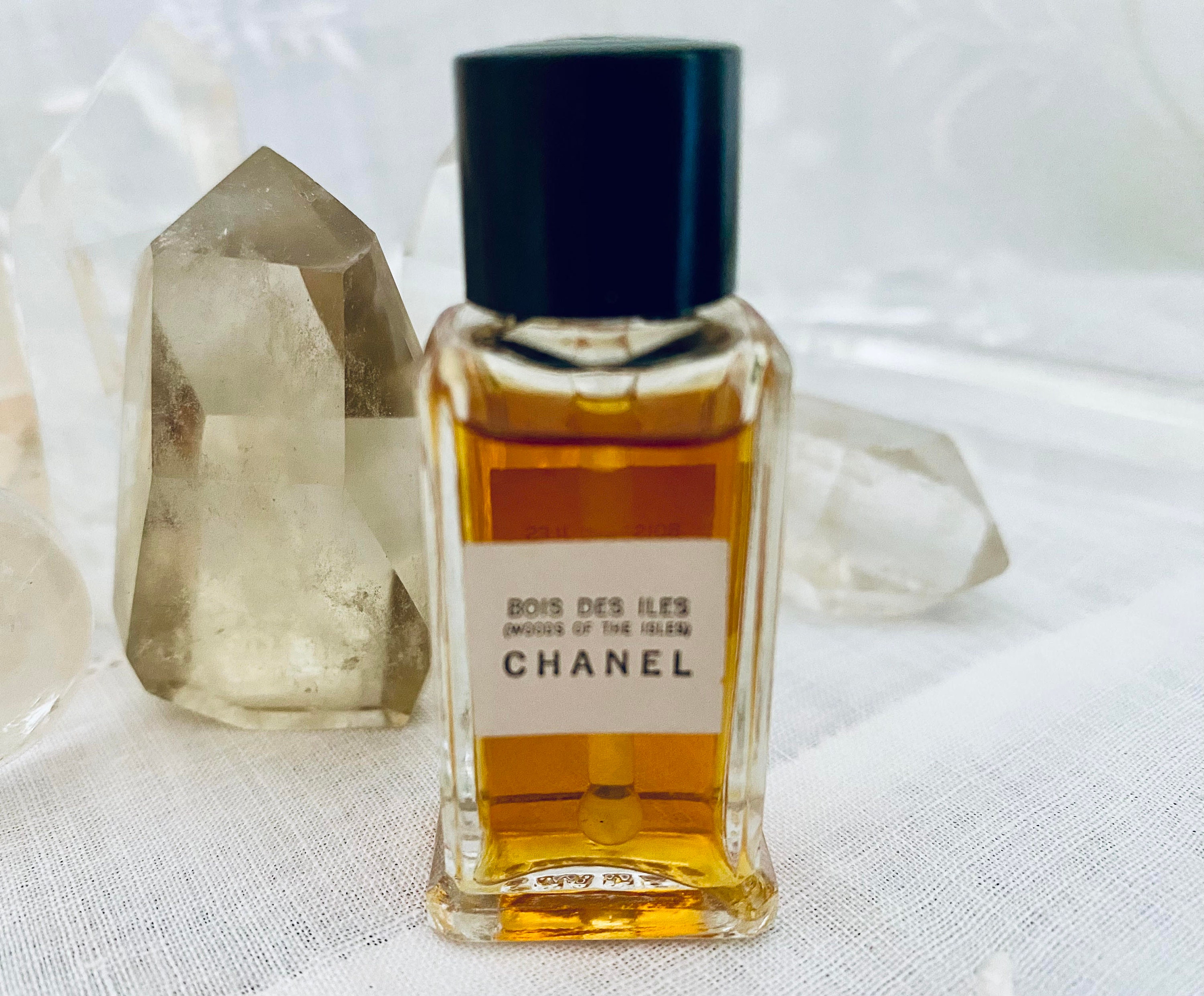 SAMPLE .. Chanel Bois Des Iles 'woods of the Isles' -  Finland