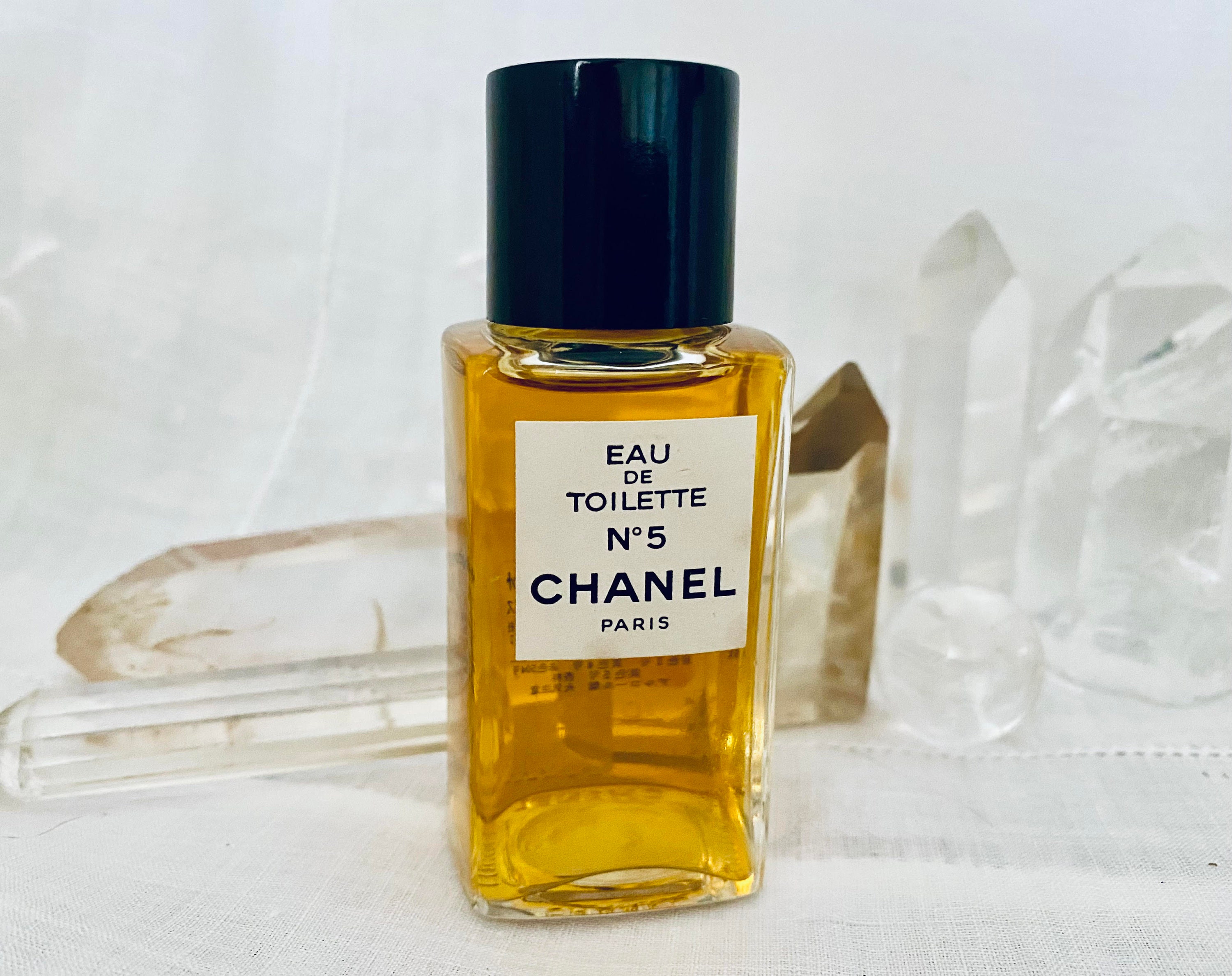 Chanel No. 19 118 Ml. or 4oz. Flacon Eau De Toilette 1970 