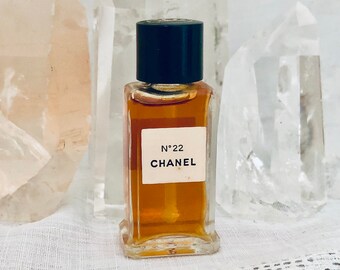 SAMPLE .. Chanel Russia Leather Cuir De Russie DECANTED -  Finland