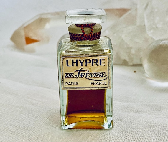 De Trévise, de Trevise, Chypre, 7.5 ml. or 0.25 oz. Flacon, Parfum Extrait, 1920, Paris, France ..