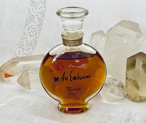Rigaud, Un Air Embaumé, Perfumed Breezes, 30 ml. or 1 oz. Flacon, Parfum Extrait, 1914, 1940, Paris, France ..