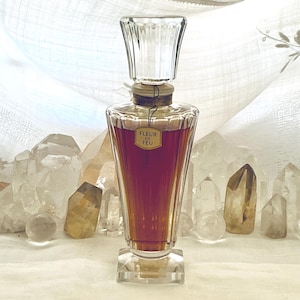 Guerlain, Fleur de Feu, &#39;Fire Flower&#39;, 80 ml. or 2.7 oz. Flacon, Parfum Extrait, Flacon Gratte Ciel, Sky Scraper, 1948, Paris, France ..