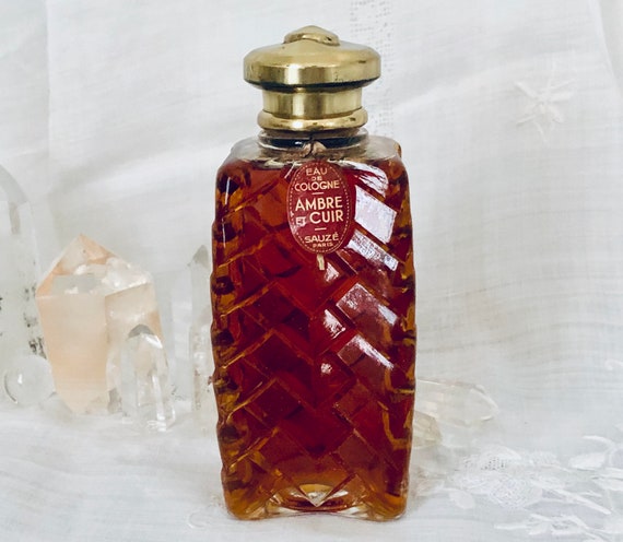 Sauzé Fréres, Sauze Brothers, Ambré et Cuir, 'Amber and Leather', 300 ml. or 10.55 oz. Flacon, Eau de Cologne, 1915, Paris, France ..