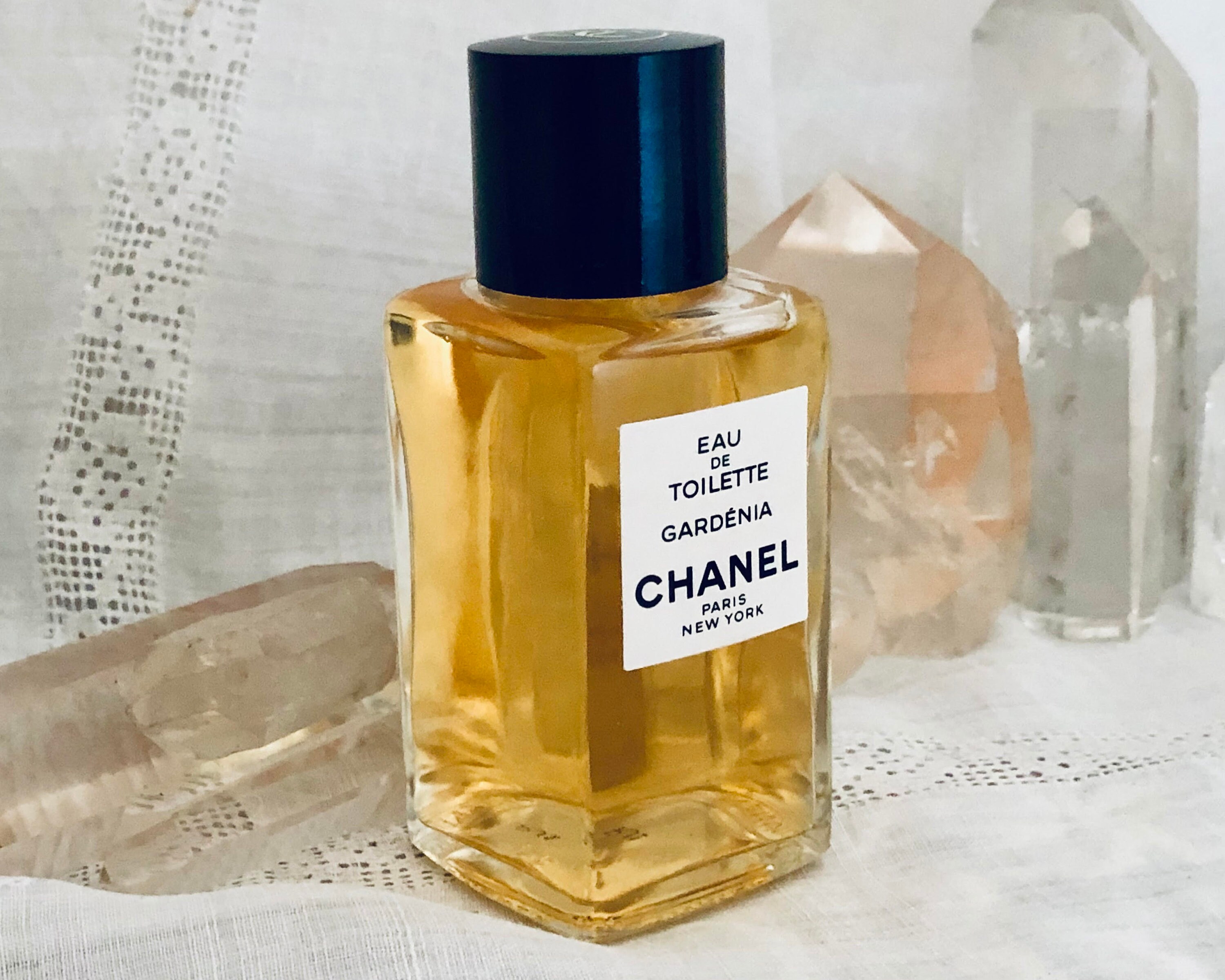 Chanel Gardénia Gardenia 100 Ml. or 3.3 Oz. Flacon Eau De 