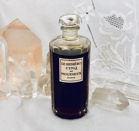 Molyneux, Le Numéro Cinq, 'Number Five', 40 ml. or 1.35 oz. Flacon, Parfum Extrait, 1928, Paris, France ..