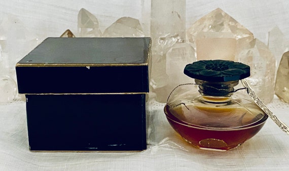 Caron, Narcisse Noir, 'black Narcissus', 60 Ml. or 2 Oz. Flacon, Parfum Extrait, 1911, 1940, Paris, France .. - Etsy Caron, Narcisse Noir, 'black Narcissus', 60 Ml. or 2 Oz. Flacon, Parfum Extrait, 1911, 1940, Paris, France .. - Etsy