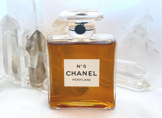 Chanel, No. 5, 60 ml. or 2 oz. flacon, Parfum Extrait, 1921, 1924 -1950, Paris, France ..