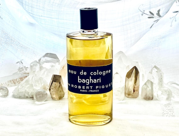 Robert Piguet, Bhagari, 240 ml. or 8 oz. Flacon,  Eau de Cologne, 1950, Paris, France ..