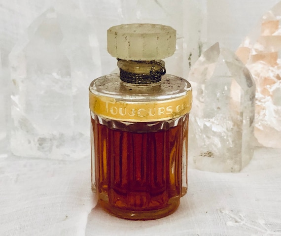 Saint Cyr, Toujours ou Jamais, 'Forever or Never', 30 ml. or 1 oz. Flacon, Parfum Extrait, 1925, Paris, France ..