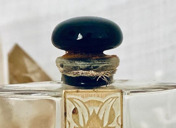 フランスアンティーク　パフュームボトル　BOURJOIS s-l1200.png