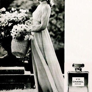 Chanel, No. 22, 240 ml. or 85 oz. Flacon, Eau de Toilette, 1923, 1940, Paris, France .. bild 7