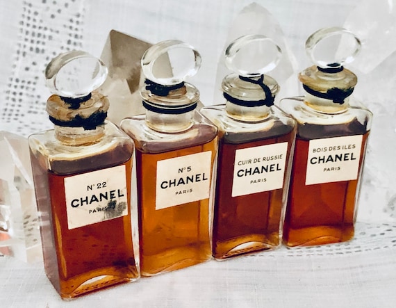 Chanel Coffret Set Cuir De Russie No. 22 Bois Des Iles -  UK