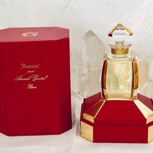 Annick Goutal, Eau dHadrien, 'Hadrien's Water', 70 ml. or 2.46 oz. Flacon, Eau de Parfum, Baccarat, 1981, Paris, France .. image 2