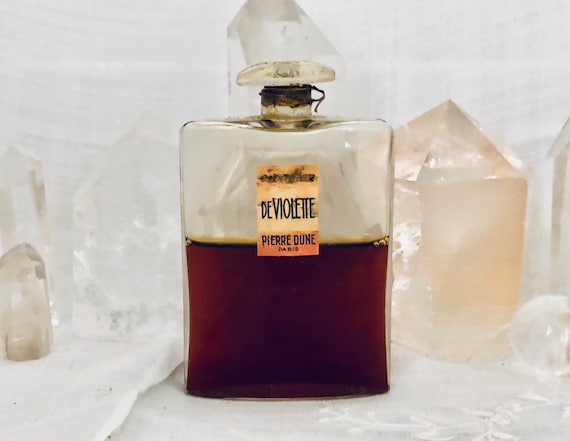 Pierre Dune, Évocation de Violette, 'Evocation of Violets', 50 ml. or 1.69 oz. Flacon, Parfum Extrait, 1936, Paris, France ..