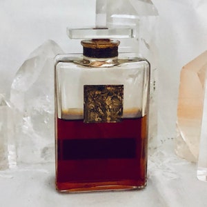 Molyneux, Fête, &#39;Party&#39;, 50 ml. or 1.69 oz. Flacon, Parfum Extrait, 1927, Paris, France ..