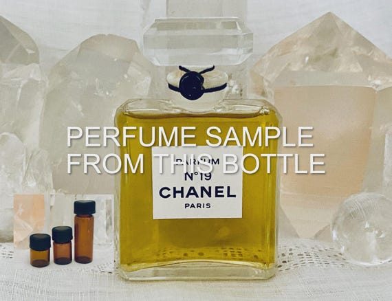 SAMPLE .. Chanel, No. 19, DECANTED SAMPLE from Flacon, Parfum Extrait, 1970, 2000, Paris, France ..