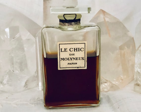 Molyneux, Le Chic, 'Chic', 50 ml. or 1.69 oz. Flacon, Parfum Extrait, 1927, Paris, France ..