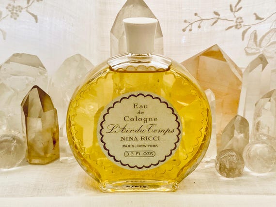 Nina Ricci, L'Air du Temps, 'The Spirit of The Times', 100 ml. or 3.5 oz. Flacon, Eau de Cologne, Lalique, 1948, 1960, Paris, France ..