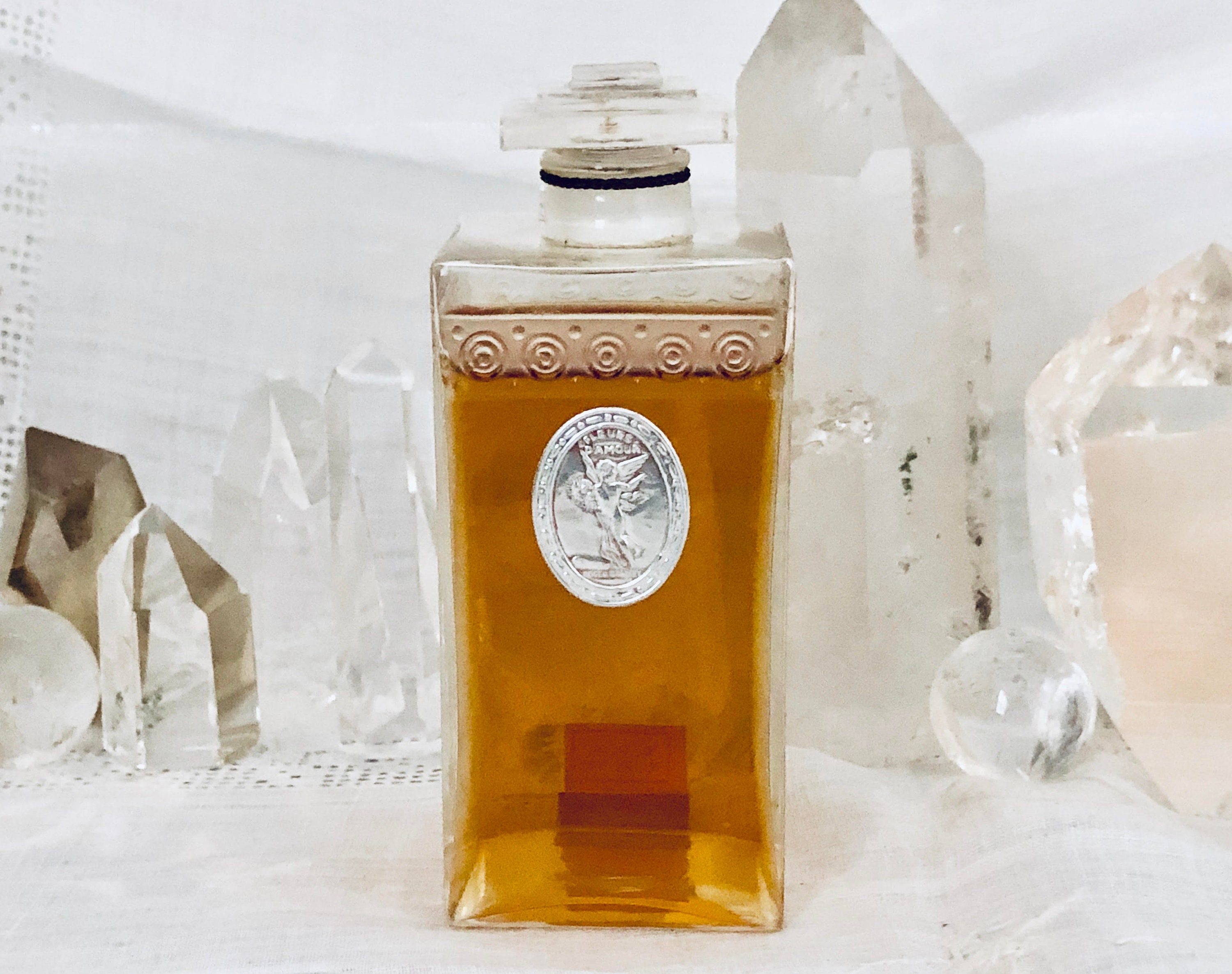 ROGER & GALLET ” FLEURS D‘AMOR ” Roger & Gallet, Fleurs D'amour, 'flowers of Love', Carnation