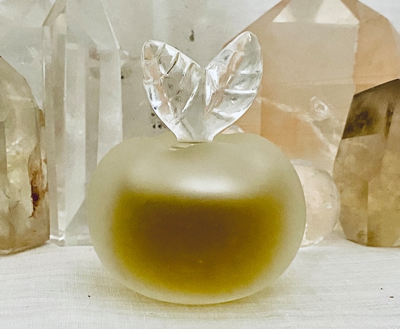 Nina Ricci, Fille d'Eve, 15 ml. or 0.5 oz. Flacon, Parfum Extrait, Lalique, 1946, 1975, Paris, France ..