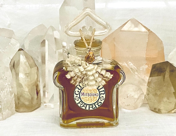 Guerlain, Mitsouko, 30 ml. or 1 oz. Flacon, Parfum Extrait, Flacon Bouchon Coeur, 1919, 2000, Paris, France