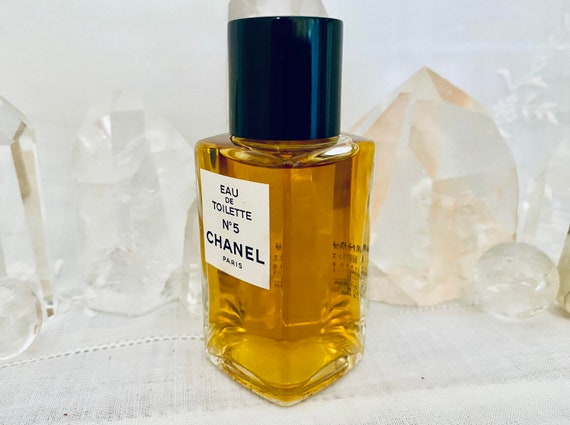 Chanel No. 5 60 Ml. or 2 Oz. Flacon Eau De Toilette 1921 