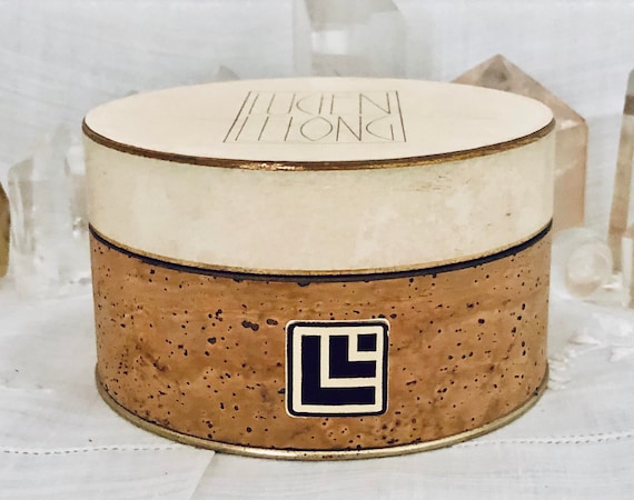 Lucien Lelong, Poudre Toilette, Bath Powder, 10 oz. Box, 1950, Paris, France ..