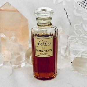 Molyneux, Fête, &#39;Party&#39;, 30 ml. or 1 oz. Flacon, Parfum Extrait, 1927, Paris, France ..