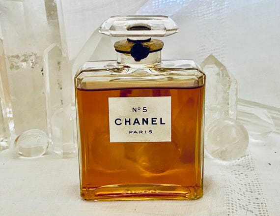 Chanel, No. 5, 60 ml. or 2 oz. flacon, Parfum Extrait, 1921, 1924 -1950, Paris, France ..