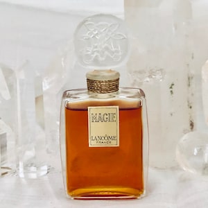 Lancôme, Lancome, Magie, &#39;Magic&#39;, 30 ml. or 1 oz. Flacon, Parfum Extrait, 1954, Paris, France ..