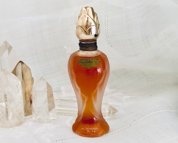Guerlain, Ode, 19.71 ml. or 0.66 oz. Flacon, Parfum Extrait, Flacon Amphore, Pochet et du Courval, 1955, Paris, France ..