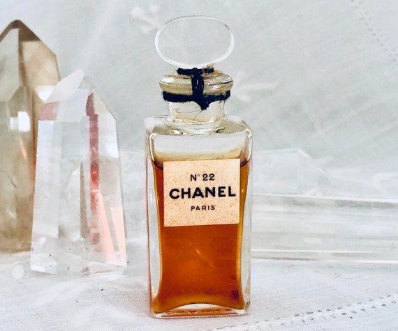 Buy Chanel No. 22 7.5 Ml. or 0.25 Oz Parfum Extrait 1921 Online in